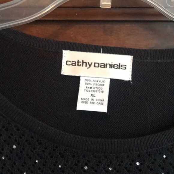 Sweater - Picture 2 of 3